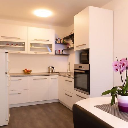 Apartman Melani Слуни Екстериор снимка