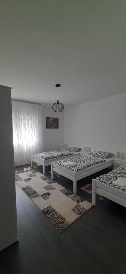 Apartman Melani Слуни Екстериор снимка