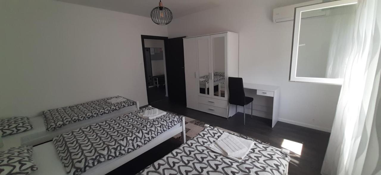 Apartman Melani Слуни Екстериор снимка
