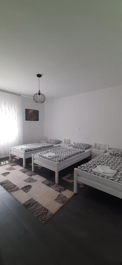 Apartman Melani Слуни Екстериор снимка